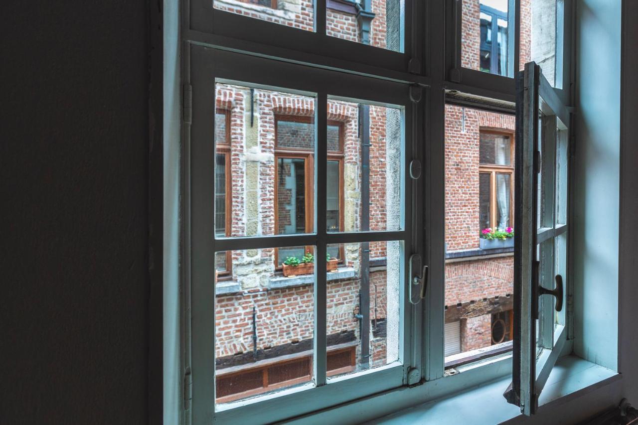 B&B Bedstarline Antwerpen Bagian luar foto