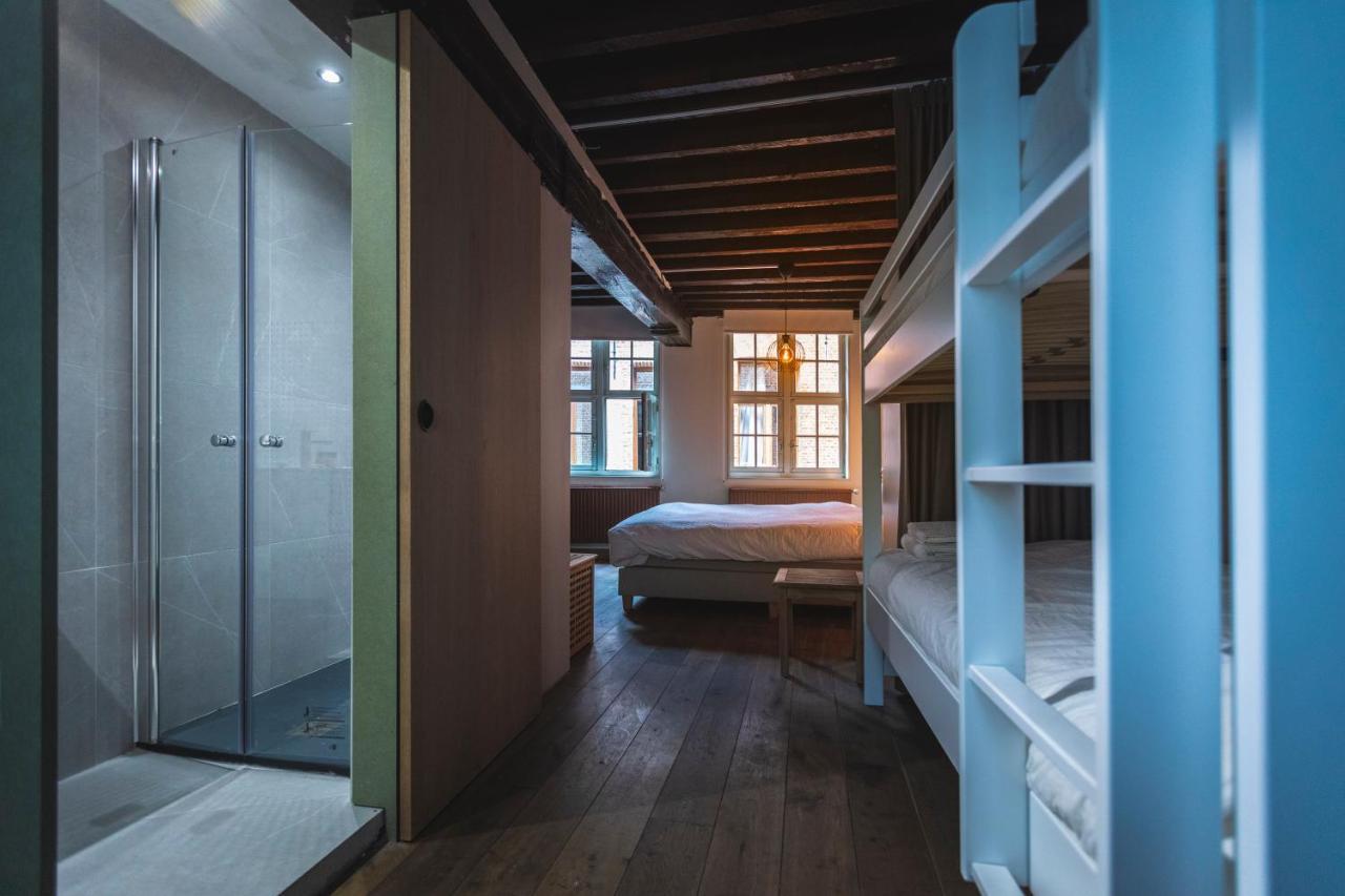 B&B Bedstarline Antwerpen Bagian luar foto