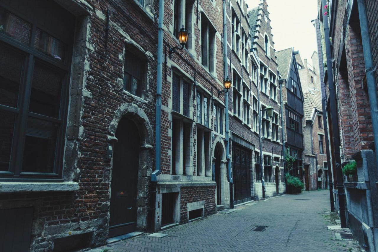 B&B Bedstarline Antwerpen Bagian luar foto