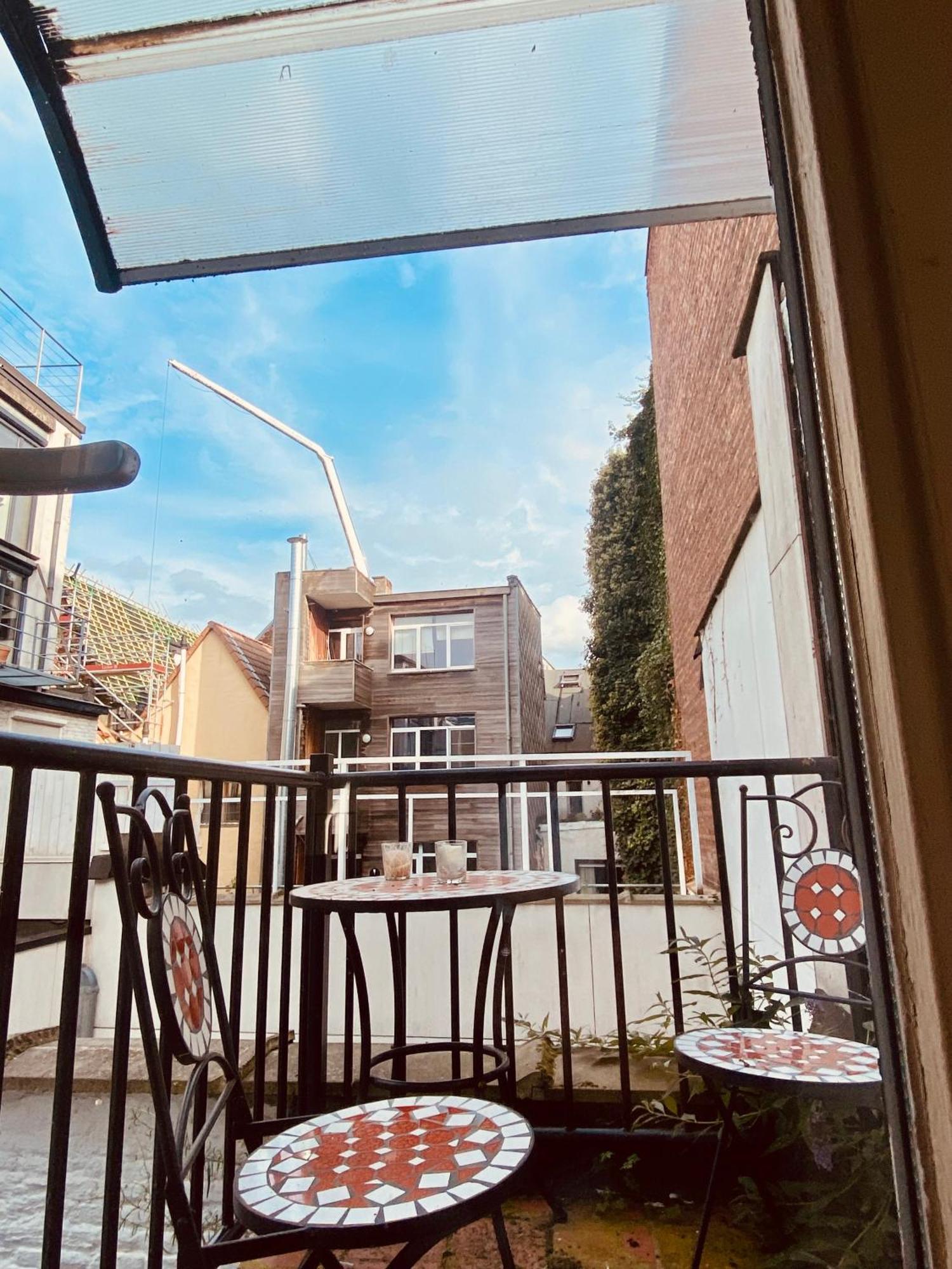 B&B Bedstarline Antwerpen Bagian luar foto
