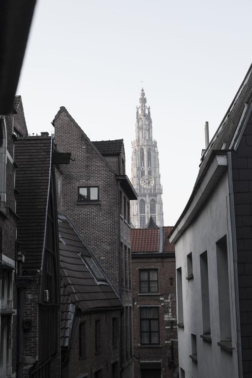 B&B Bedstarline Antwerpen Bagian luar foto